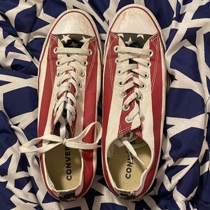 Converse men’s size 10 sneakers
